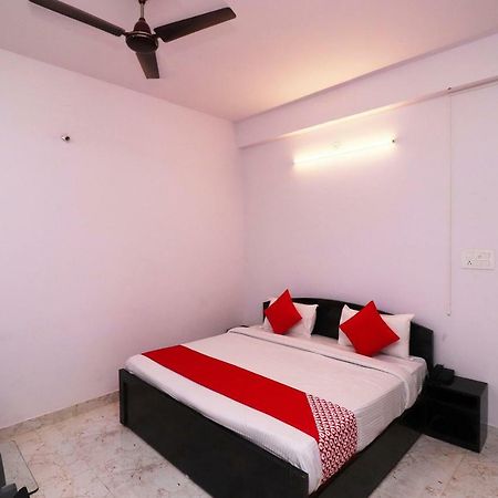 Oyo 39774 Hotel Kanishka Residency Jabalpur Eksteriør billede