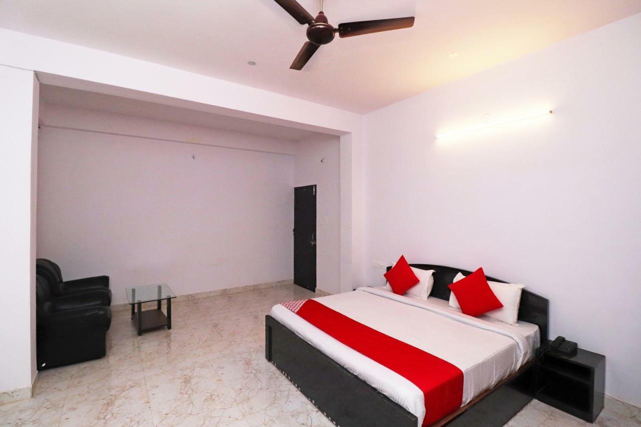 Oyo 39774 Hotel Kanishka Residency Jabalpur Eksteriør billede