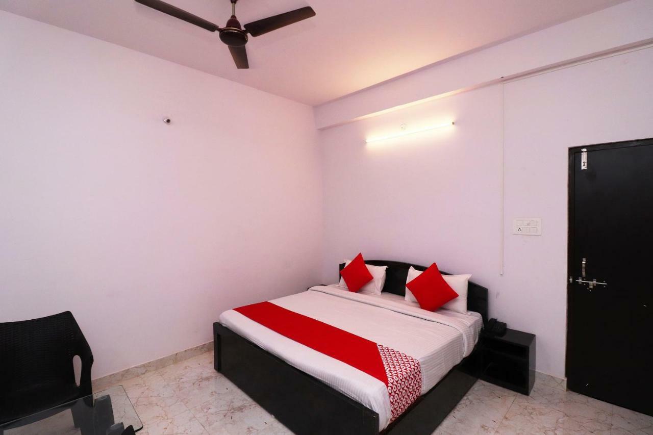 Oyo 39774 Hotel Kanishka Residency Jabalpur Eksteriør billede