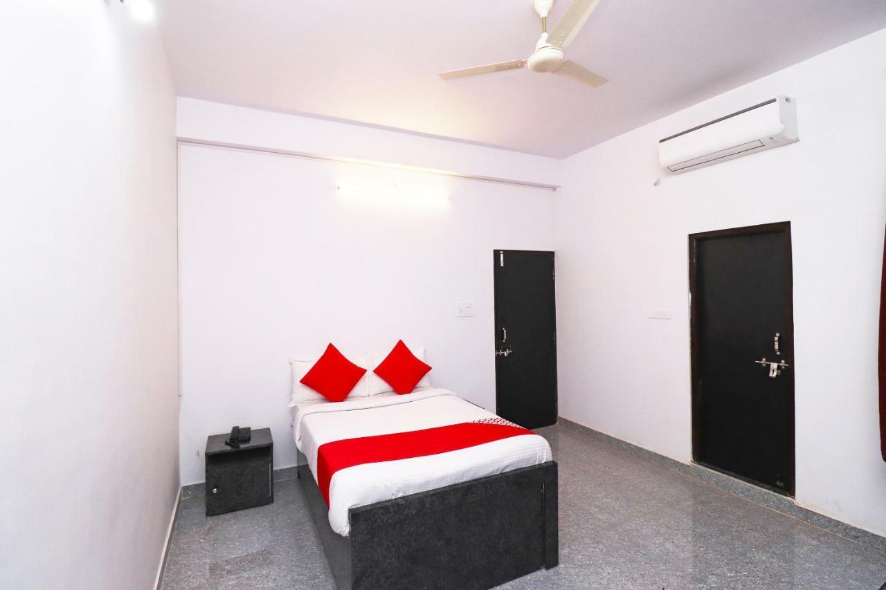 Oyo 39774 Hotel Kanishka Residency Jabalpur Eksteriør billede