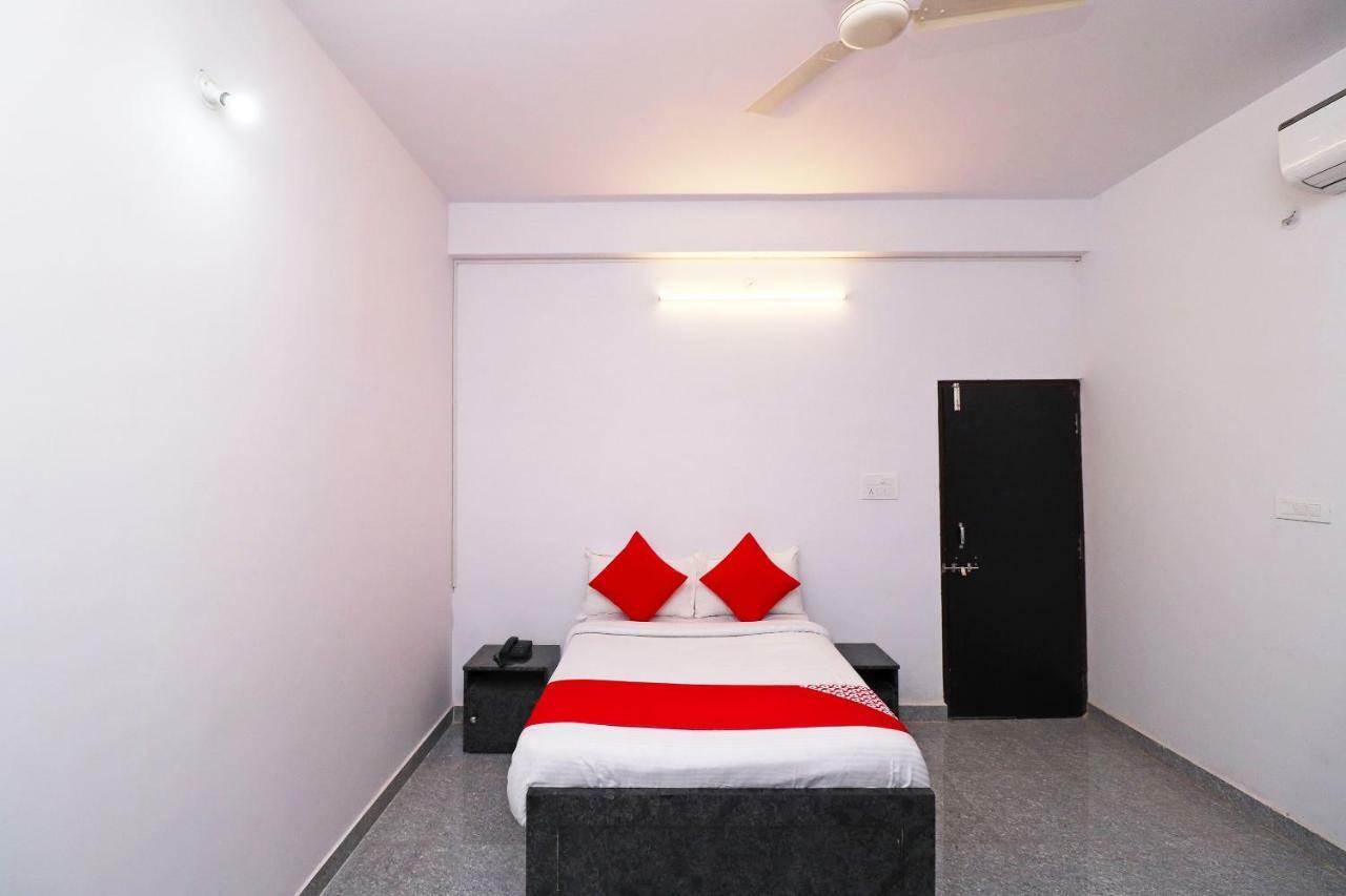 Oyo 39774 Hotel Kanishka Residency Jabalpur Eksteriør billede